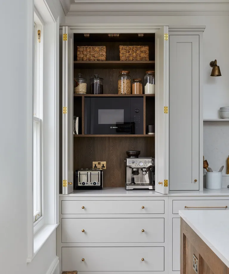 سمساری در شمال تهران